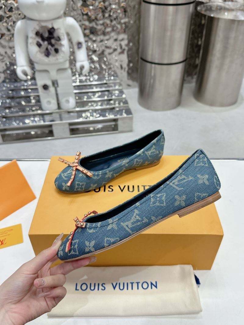 Louis Vuitton Flat Shoes